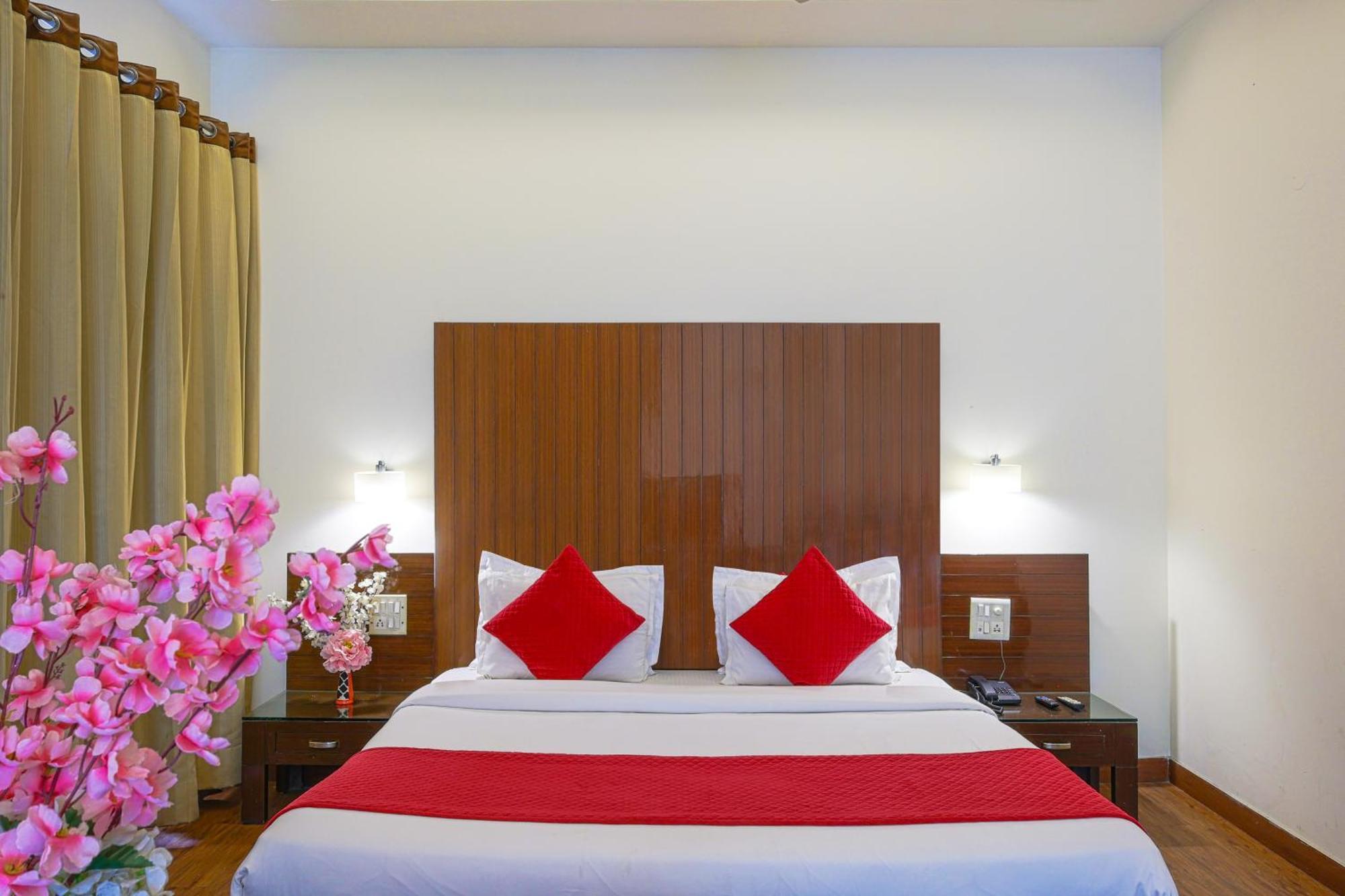 Hotel Haris Mg Road Gurugram Gurgaon Eksteriør billede