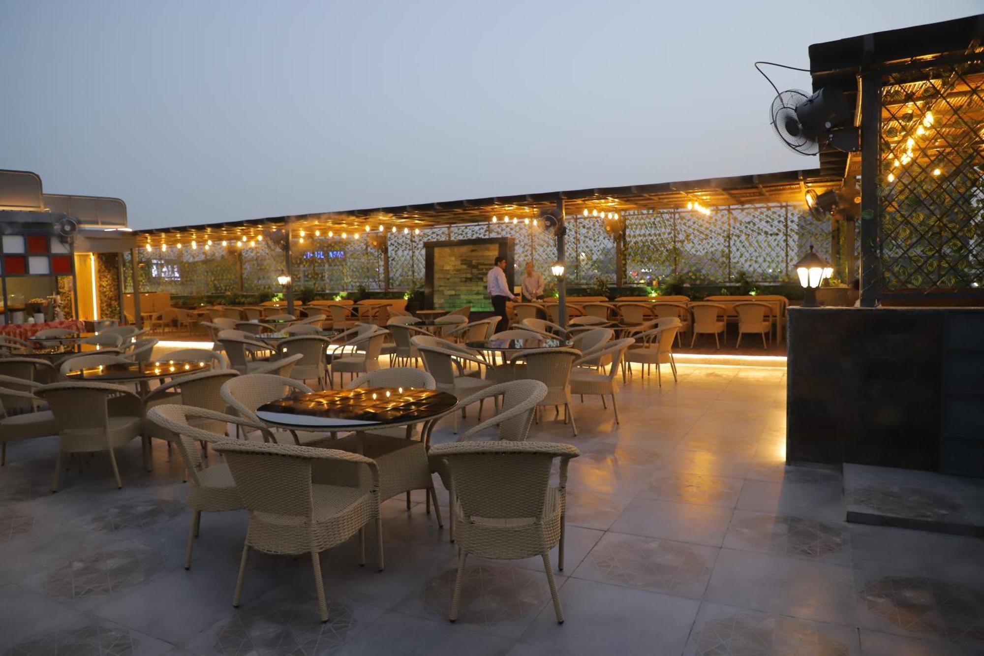 Hotel Haris Mg Road Gurugram Gurgaon Eksteriør billede