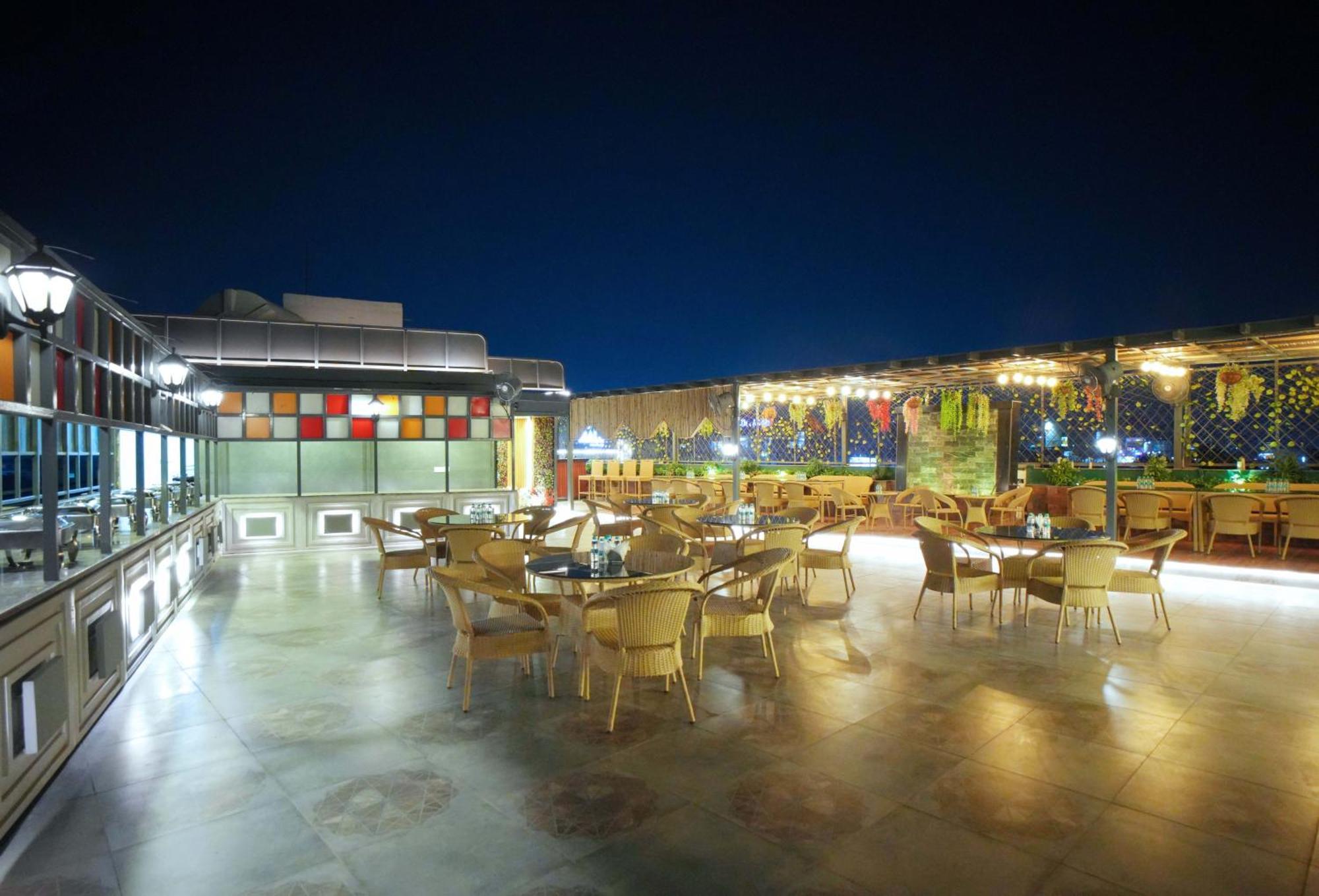 Hotel Haris Mg Road Gurugram Gurgaon Eksteriør billede